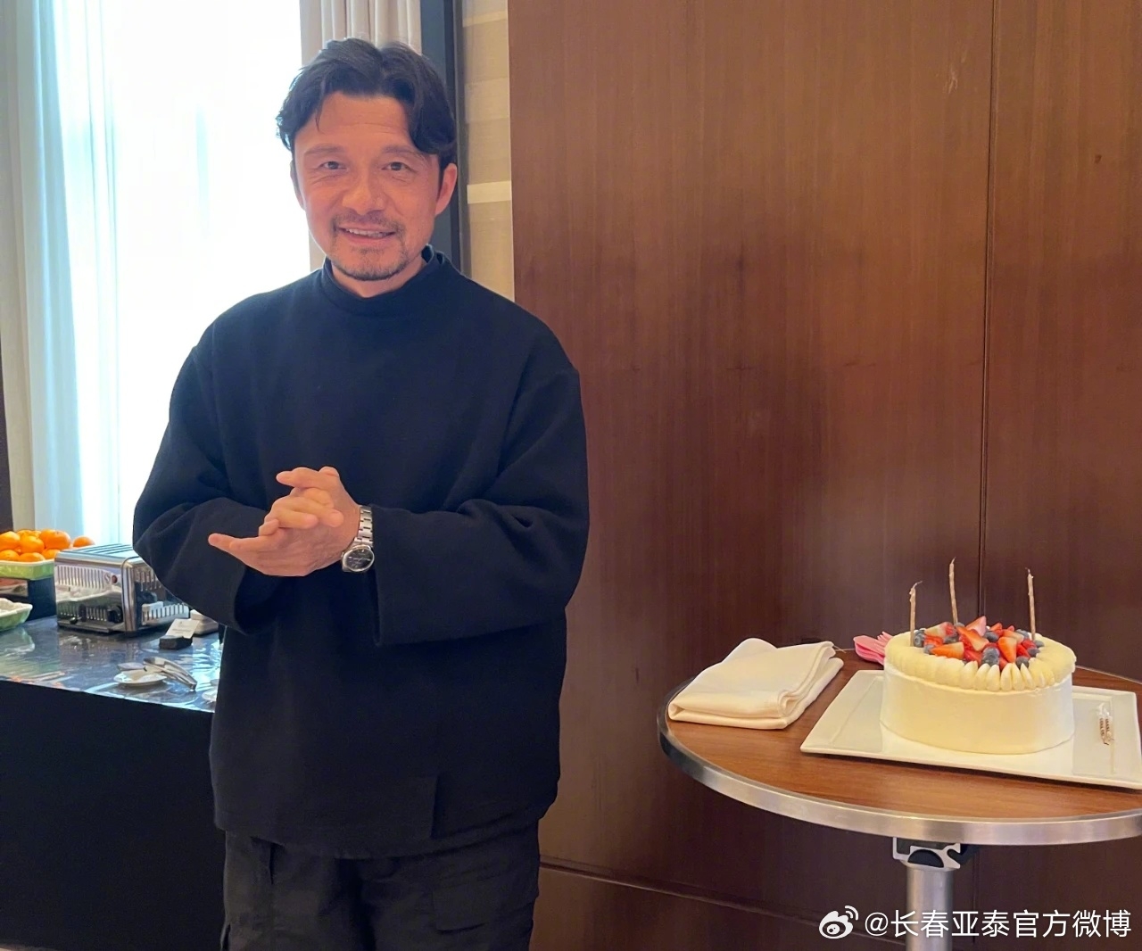  謝指導(dǎo)生日快樂(lè)！